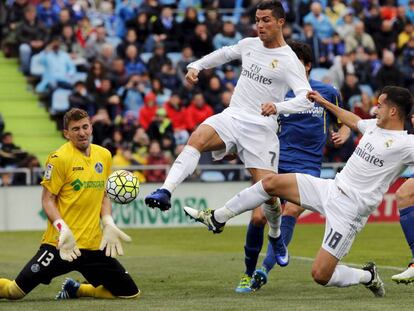 La Liga llega a su final con las espadas en alto