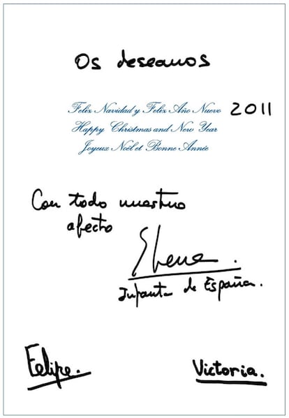 Las palabras de Elena y sus hijos van acompañadas de una felicitación en tres idiomas