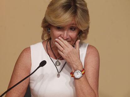 ¿Esperanza Aguirre, mujer al fin?