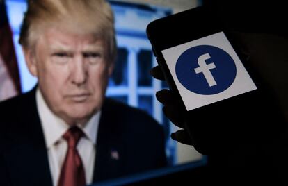 Donald Trump y el logo Facebook