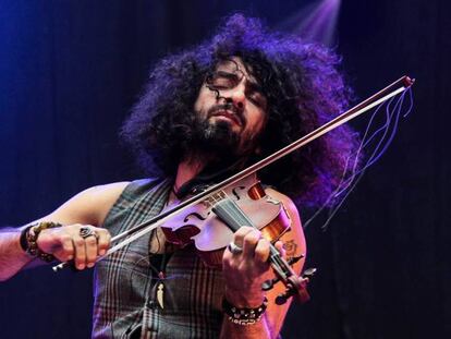 El violinista Ara Malikian durante una actuaci&oacute;n. 