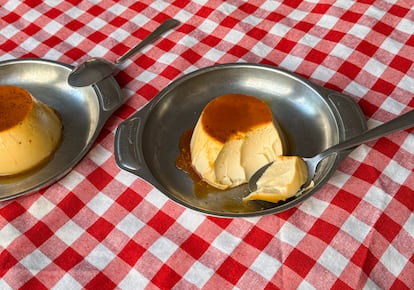 Flan de café y cardamomo