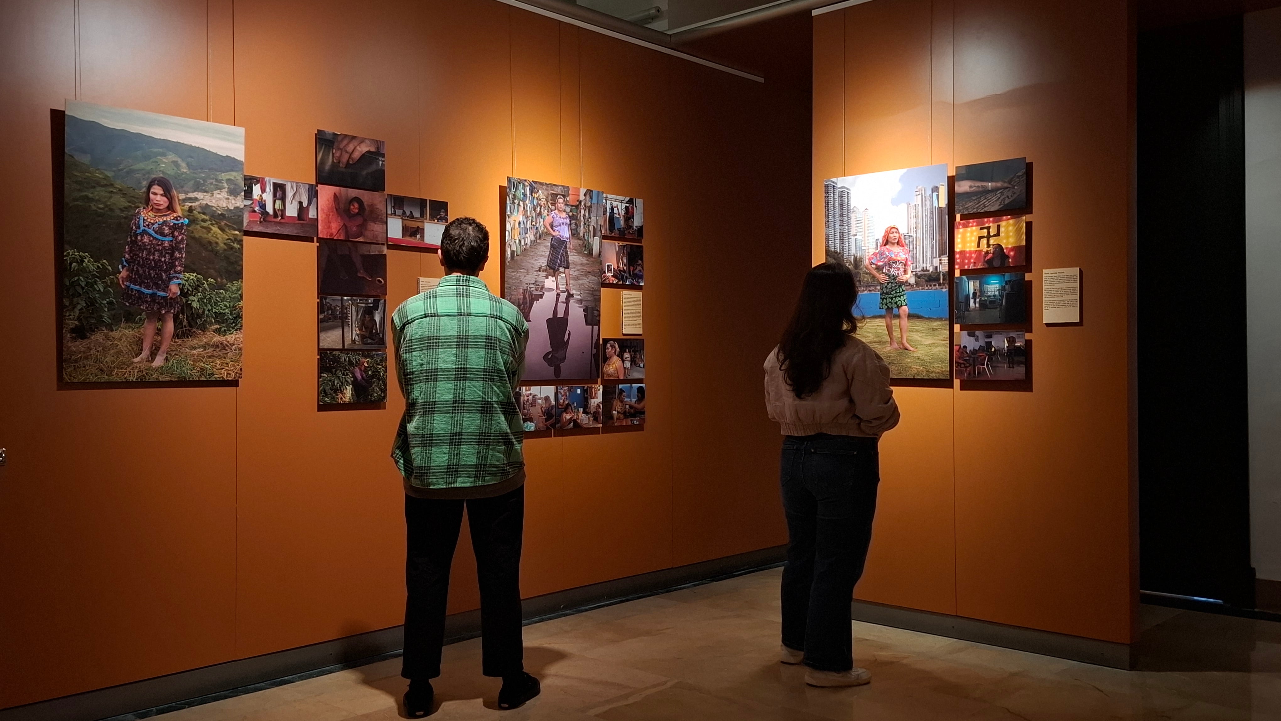 Sala que acoge la exposición 'Nación Trans', en el Museo de América (Madrid), este jueves.