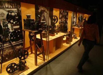 Una de las salas del espectacular Museo del Cine, donde se puede repasar la historia de la imagen en movimiento.