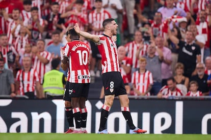 Oihan Sancet celebra el tanto del triunfo ante el Rayo Vallecano en San Mamés.