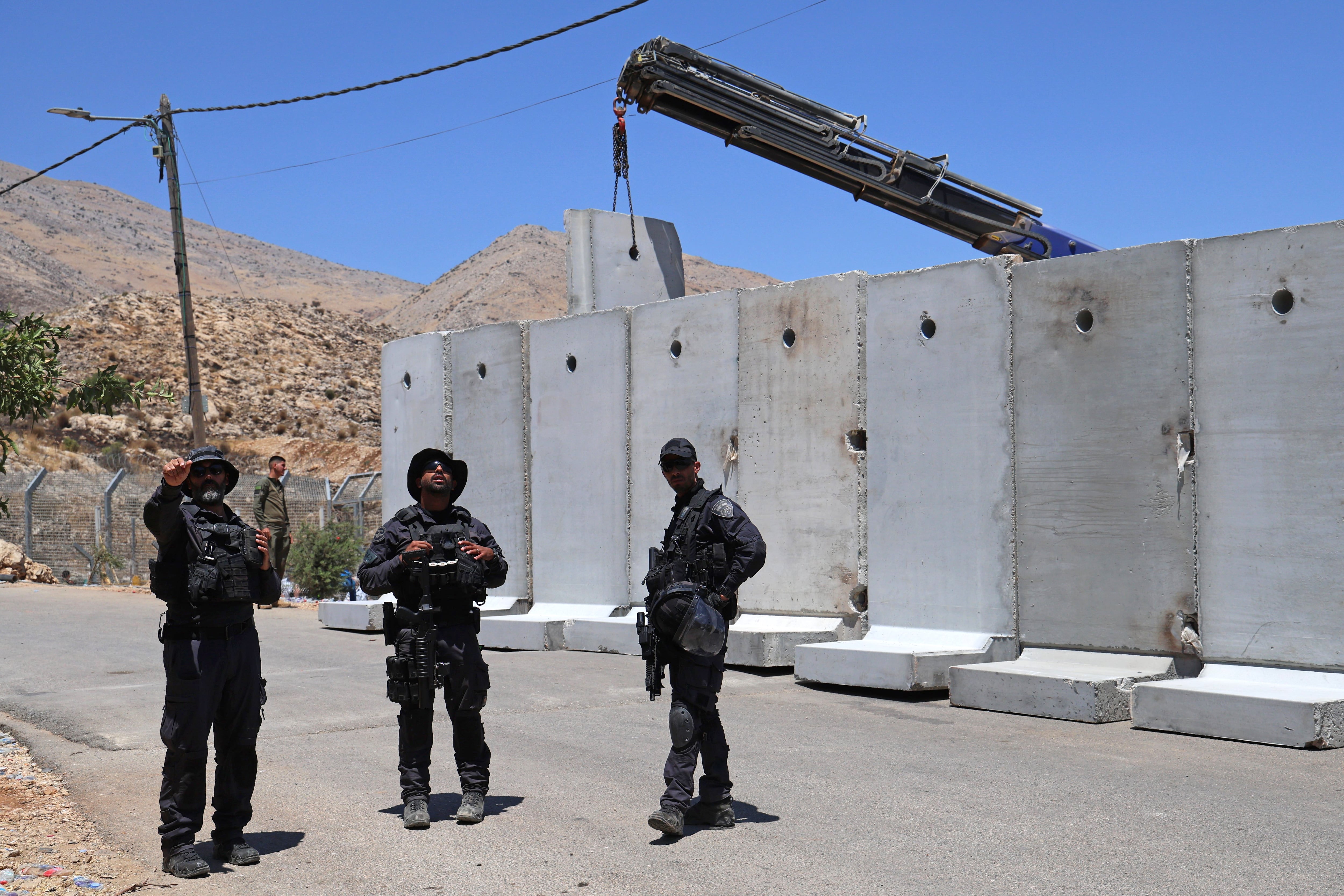 Israel levanta un nuevo muro en el Golán y mantiene la presión sobre Siria: “Estamos alcanzando la paz con fuerza”