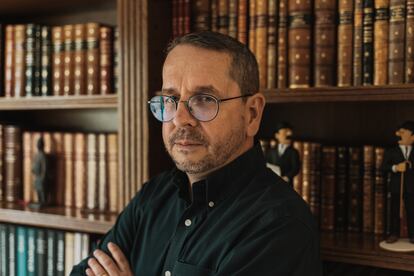 El escritor Rafael Narbona, en una fotografía cedida por la editorial Penguin Random House.