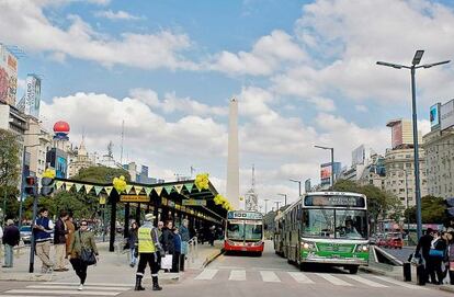 La 9 de julio, en Buenos Aires, pasa por ser la m&aacute;s ancha del mundo.