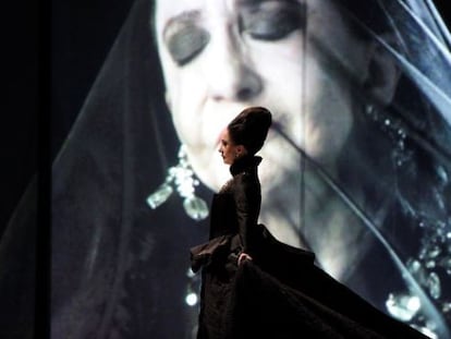 La bailarina brasile&ntilde;a Marcia Hayd&eacute;e en una reciente producci&oacute;n del Ballet de Stuttgart (2012).