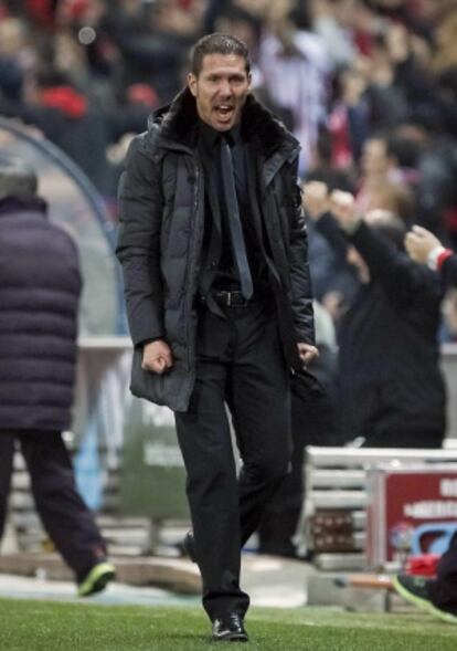 Simeone, durante el duelo ante el Sevilla.