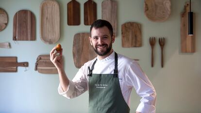 Miguel Carretero, chef de Santerra, es uno de los premiados por ACYRE en la 51ª edición de los galardones