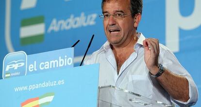 El alcalde de Estepona, José María García Urbano, en un acto del PP en Estepona, Málaga.