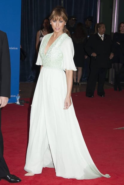 Para la 101 Gala Anual en la Casa Blanca, el pasado 25 de Abril de 2015, Melania se decantó por un vestido largo en color menta. La exmodelo suele llevar el pelo suelto, aunque en ocasiones muy puntuales se recoge el cabello con coletas y moños altos.
