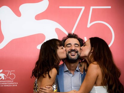 Bejo, Trapero y Gusman, en la presentación de 'La quietud', en Venecia.