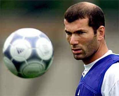 Zidane, durante un entrenamiento con el Juventus.