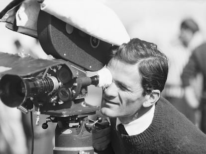 El escritor y director Pier Paolo Pasolini, en Roma, en el rodaje de 'La ricotta', en 1962.