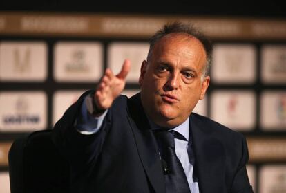 El presidente de la LFP, Javier Tebas, en un acto en Manchester.