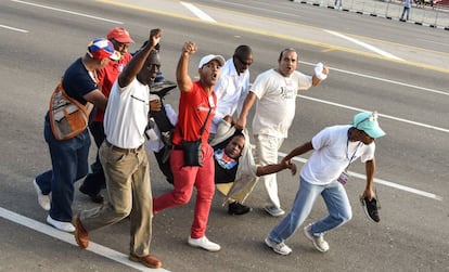 Arresto de Daniel Llorente el 1 de mayo en La Habana.