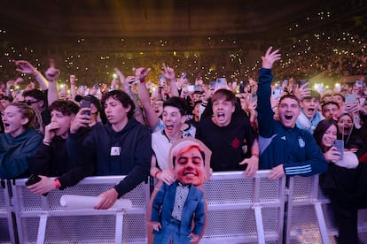 Público en el concierto de Duki en el Palau Sant Jordi, el 28 de febrero. 