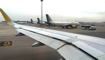 Aviones de Vueling en el Aeropuerto de El Prat. 