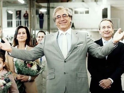 Imagen de 'El buen patrón', de Fernando León, con Javier Bardem en el centro.