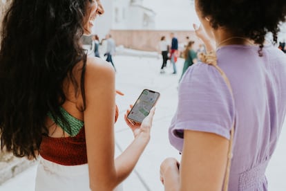 "We rely more on our digital side than on our real memory, but there’s also a positive effect on what is considered ‘useless’ memory," says psychologist Jordi Isidro Molina.