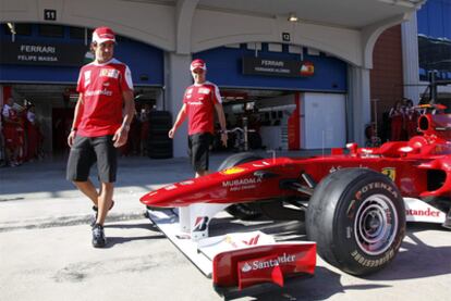 Fernando Alonso y Felipe Massa, en Estambul.