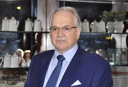 Fachin é advogado e professor.