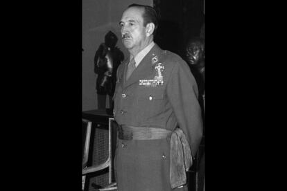 Alfonso Armada Comyn, general de División del Ejército, durante su nombramiento como segundo jefe del Estado Mayor del Ejército el 4 de febrero de 1981 en Madrid.