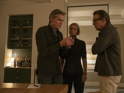 Timothy Olyphant, Claire Danes y Dennis Quaid, en un momento de la serie 'Círculo cerrado'.