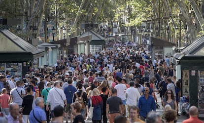 Normalidad y luto en las Ramblas.