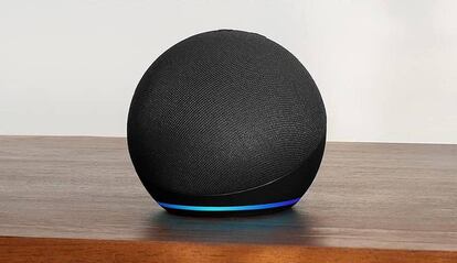 Amazon Echo Dot de color negro