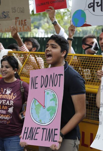 Protestas contra el cambio climático en Nueva Delhi (India), este viernes.