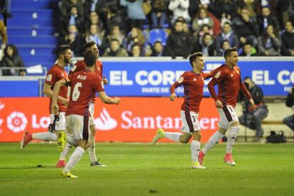 Berenguer celebra su gol al Alavés.