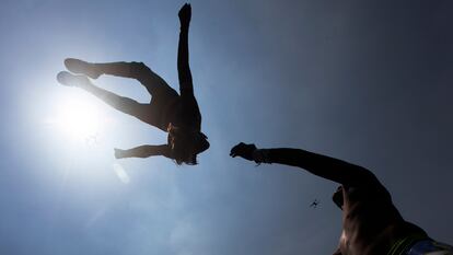 Dos luchadores, durante una función en Xochimilco, al sur de Ciudad de México.