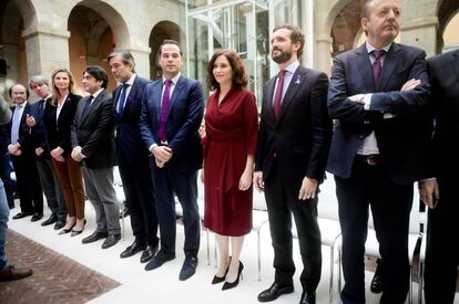 Ignacio Aguado, Isabel Díaz Ayuso y Pablo Casado, en el acto contra la violencia machista de la Comunidad de Madrid.