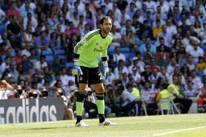 La lesión de Iker Casillas hizo que el Real Madrid pagara 3,5 millones de euros por Diego López el 25 de enero de 2013. Año y medio después volvió a hacer las maletas, esta vez con rumbo a Milán.