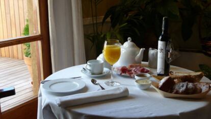 Desayuno en el hotel Echaurren, en Ezcaray, La Rioja.