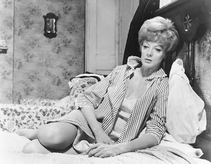 Maggie Smith en la comedia 'Hot Millions', en 1968. 