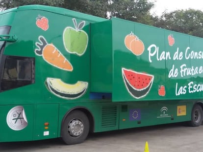 El Frutib&uacute;s, un autob&uacute;s para promocionar el consumo de frutas y hortalizas