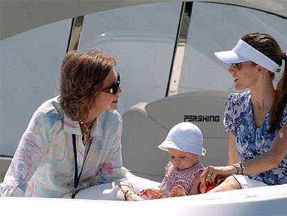 La reina Sofía, Doña Letizia y la infanta Leonor siguieron de cerca la Regata Breitling