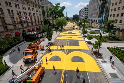 Pintada en el centro de Washington de Black Lives Matter.