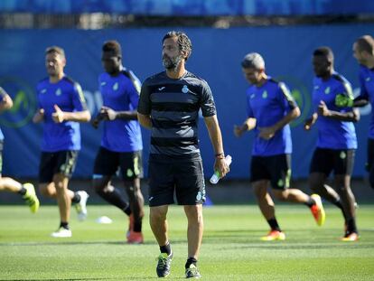 Quique S&aacute;nchez Flores, en un entrenamiento del Espanyol. 