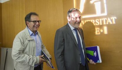 El cient&iacute;fico Avelino Corma con el rector de la Universitat Jaume I de Castell&oacute;n, Vicente Climent.