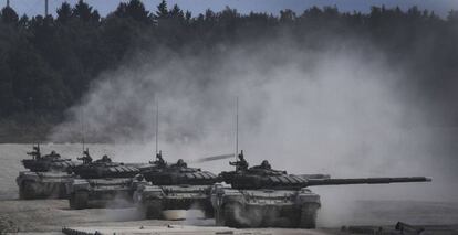 Tanques rusos en Mosc&uacute;, en agosto