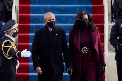 El expresidente de Estados Unidos Barack Obama y ​​la ex primera dama Michelle Obama llegan al acto de la toma de posesión de Joe Biden como el 46º presidente de Estados Unidos.