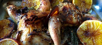 Tenemos la solución al pavo/pularda/pollo de corral securrio y sosángano, también conocido como ‘el avegate’.