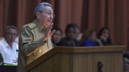 Raúl Castro durante seu pronunciamento parlamentar