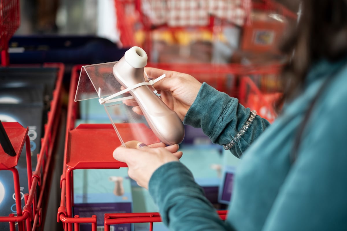 ¿Los juguetes sexuales han enseñado a las mujeres a masturbarse o solo han hecho el trabajo por ellas?