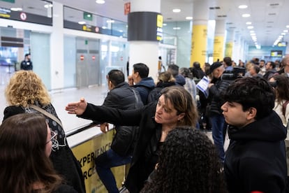 Imagen de la zona de llegadas de la Terminal 1 del aeropuerto de Barcelona-El Prat.